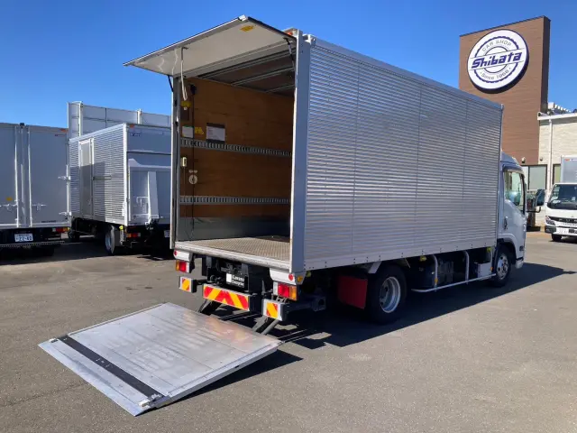 いすゞ エルフ TRG-NPR85ANの写真6