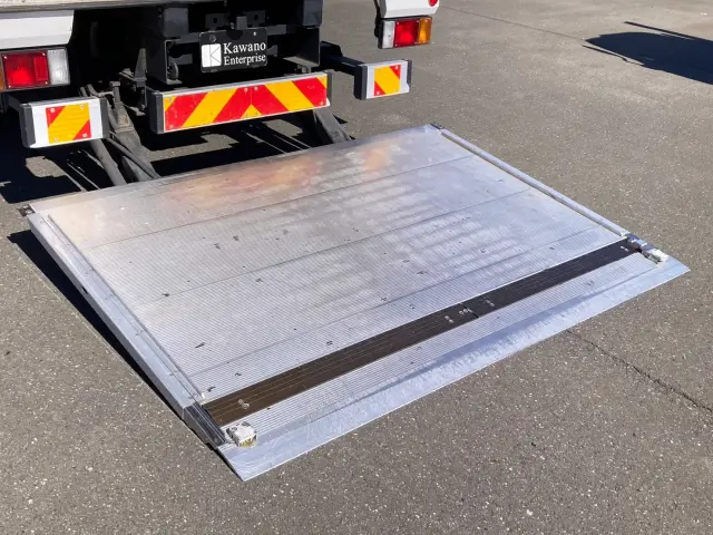 いすゞ エルフ TRG-NPR85ANの写真16