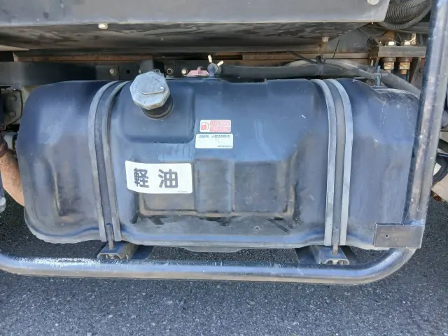 いすゞ エルフ TKG-NKR85YN(2WD)の写真32