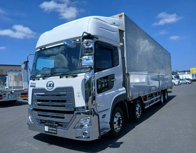 ＵＤ クオン 2PG-CG5CA(8x4)の写真2