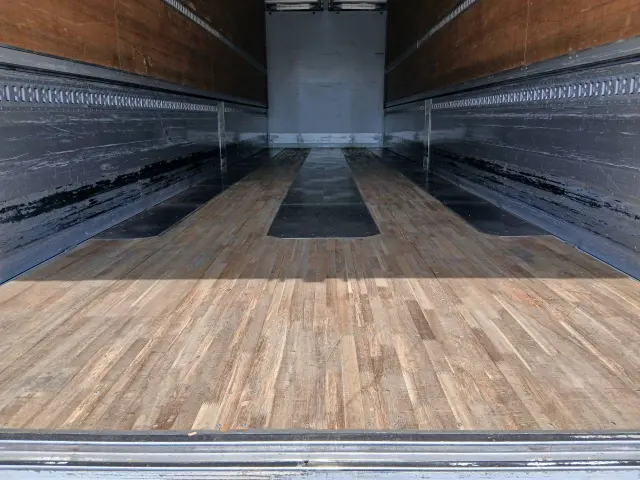 ＵＤ クオン 2PG-CG5CA(8x4)の写真17