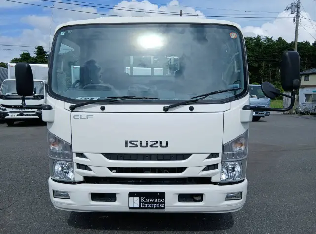 いすゞ エルフ 2RG-NPR88YN(2WD)の写真2