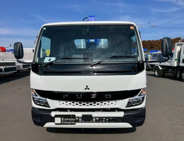 三菱 キャンター 2PG-FEB80(2WD)の写真2
