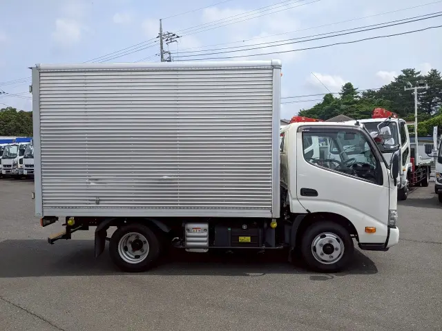 日野 デュトロ 2RG-XZC605M(2WD)の写真4