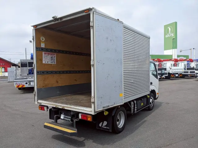 日野 デュトロ 2RG-XZC605M(2WD)の写真6