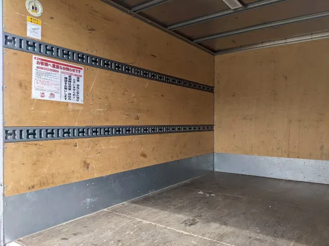 日野 デュトロ 2RG-XZC605M(2WD)の写真7