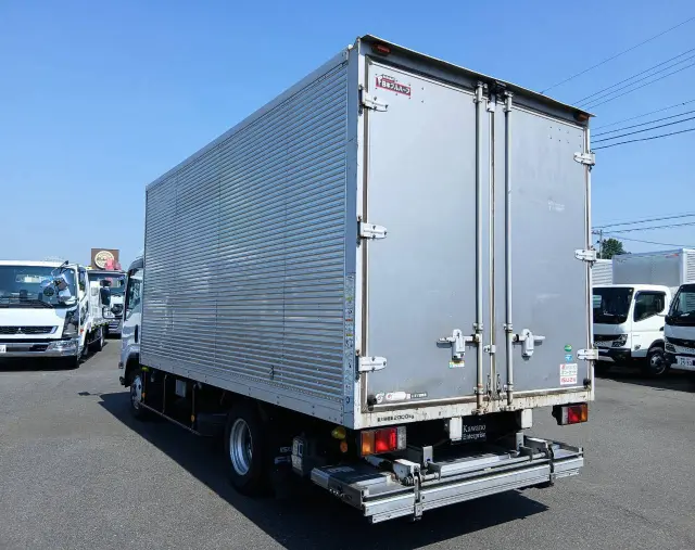 いすゞ エルフ SKG-NPR85AN(2WD)の写真14