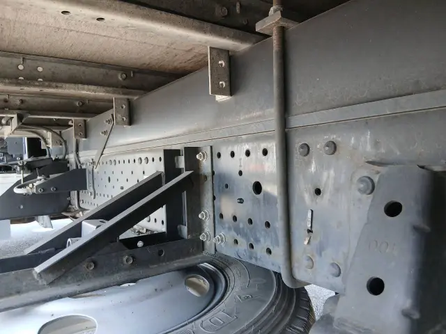 いすゞ エルフ SKG-NPR85AN(2WD)の写真23