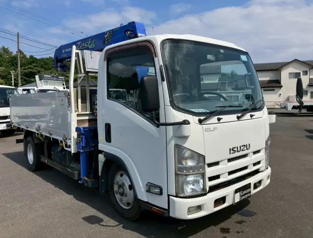 いすゞ エルフ SKG-NMR85AR(2WD)の写真4