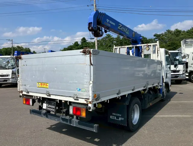 いすゞ エルフ SKG-NMR85AR(2WD)の写真8