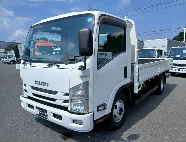 いすゞ エルフ 2RG-NPR88YN(2WD)の写真1