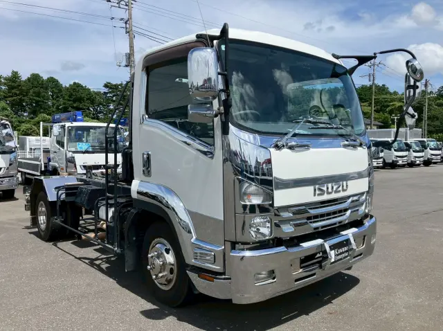 いすゞ フォワード TKG-FRR90S2の写真5