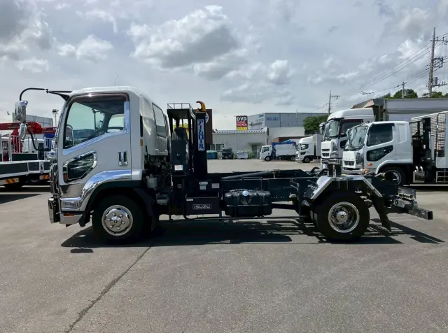 いすゞ フォワード TKG-FRR90S2の写真19