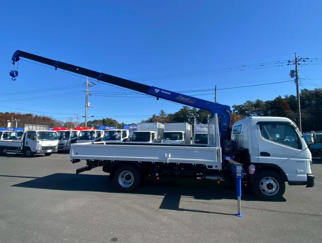 三菱 キャンター 2PG-FEB90(2WD)の写真8