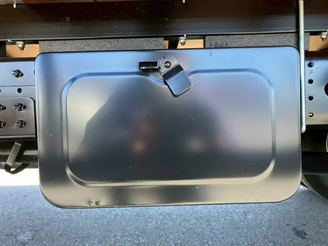 三菱 キャンター 2PG-FEB90(2WD)の写真25