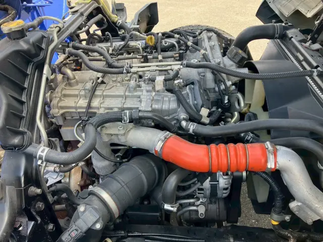 いすゞ エルフ TRG-NMR85N(2WD)の写真23