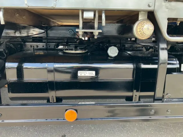 いすゞ エルフ TRG-NMR85N(2WD)の写真24