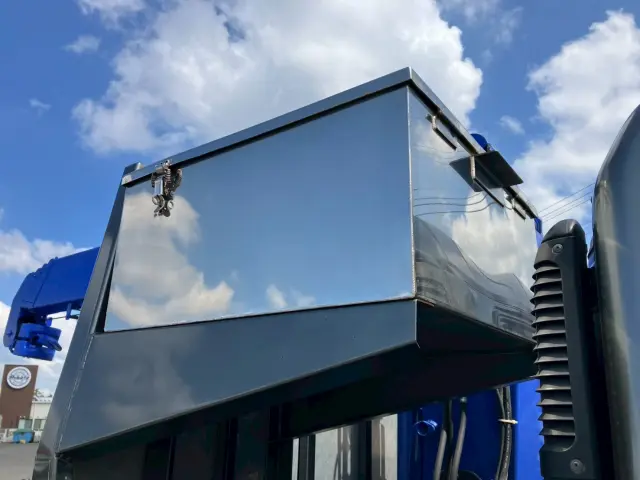 三菱 キャンター TPG-FEB90の写真34