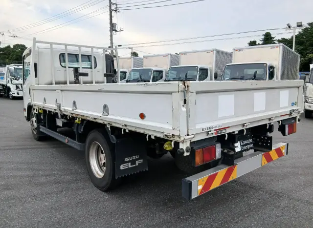 いすゞ エルフ 2RG-NPR88YN(2WD)の写真11