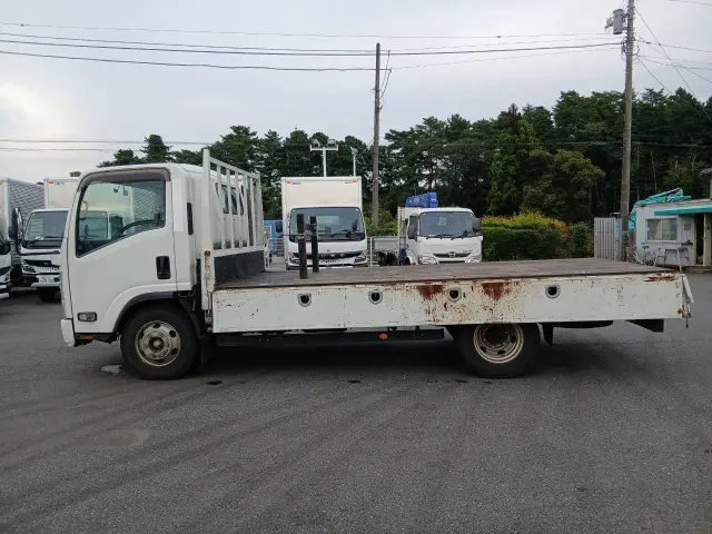 いすゞ エルフ 2RG-NPR88YN(2WD)の写真14
