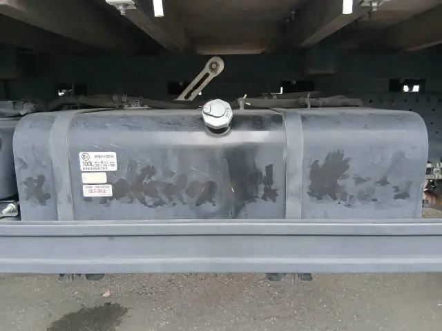 いすゞ エルフ 2RG-NPR88YN(2WD)の写真21