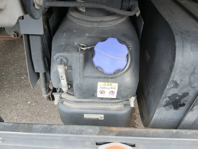 いすゞ エルフ 2RG-NPR88YN(2WD)の写真22