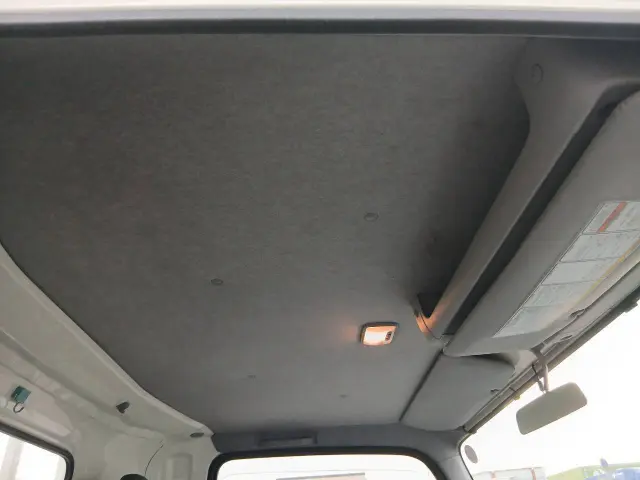 いすゞ エルフ 2RG-NPR88YN(2WD)の写真27