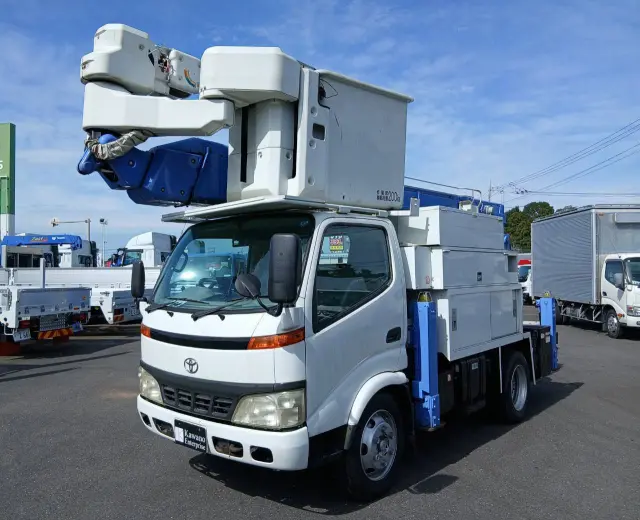 トヨタ ダイナ PB-XZU354H(2WD)の写真1