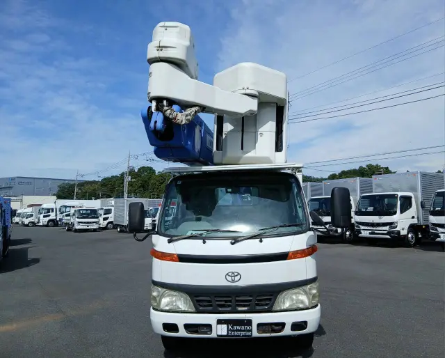 トヨタ ダイナ PB-XZU354H(2WD)の写真2