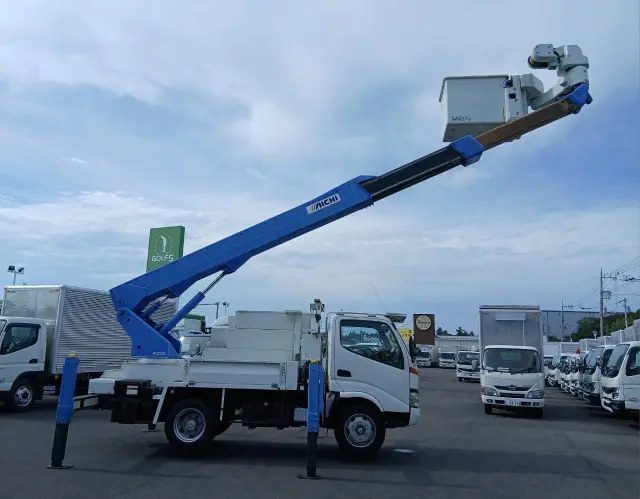 トヨタ ダイナ PB-XZU354H(2WD)の写真5