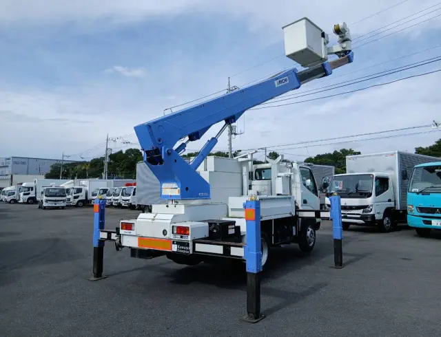 トヨタ ダイナ PB-XZU354H(2WD)の写真7