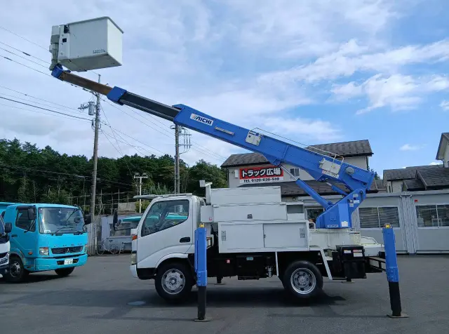 トヨタ ダイナ PB-XZU354H(2WD)の写真13