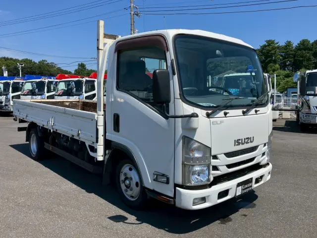 いすゞ エルフ TRG-NLR85AR(2WD)の写真3