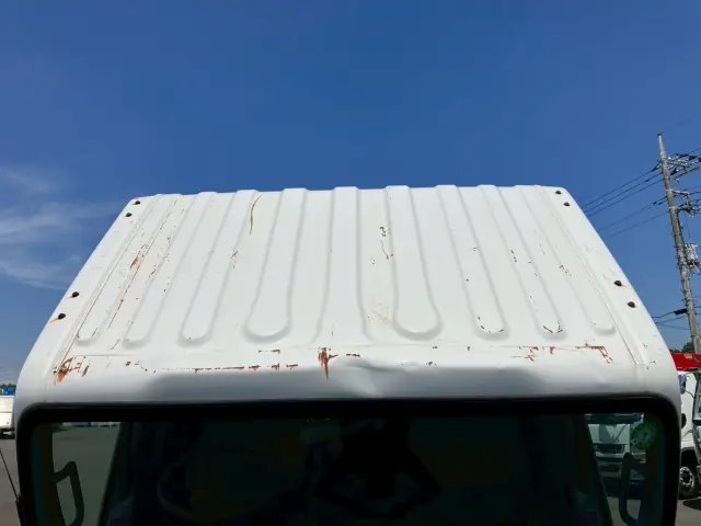 いすゞ エルフ TRG-NLR85AR(2WD)の写真32