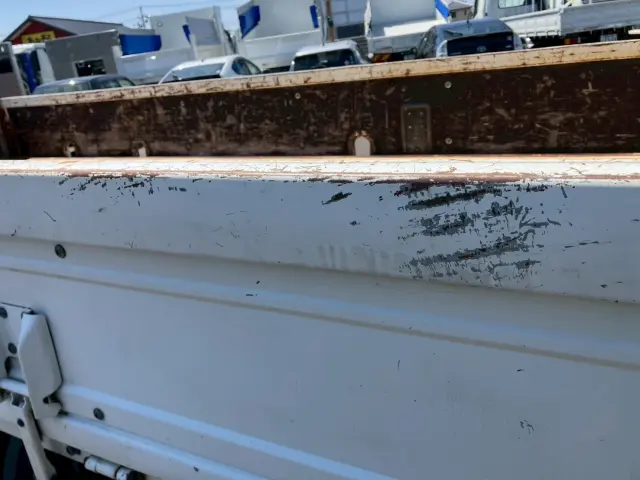 いすゞ エルフ TRG-NLR85AR(2WD)の写真40