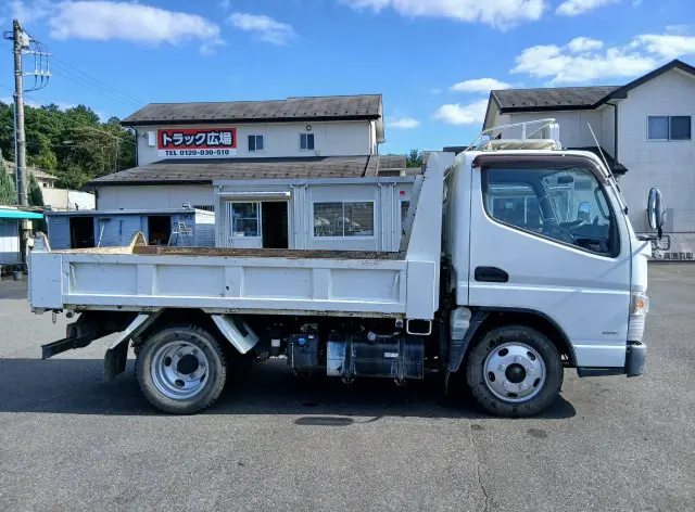 三菱 キャンター TPG-FBA60(2WD)の写真6