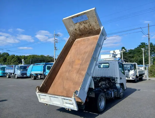 三菱 キャンター TPG-FBA60(2WD)の写真9