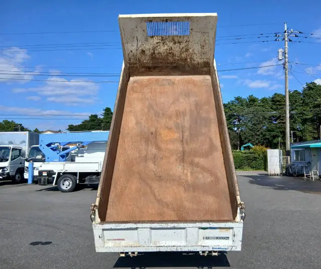 三菱 キャンター TPG-FBA60(2WD)の写真11