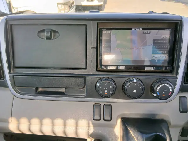 三菱 キャンター TPG-FBA60(2WD)の写真33
