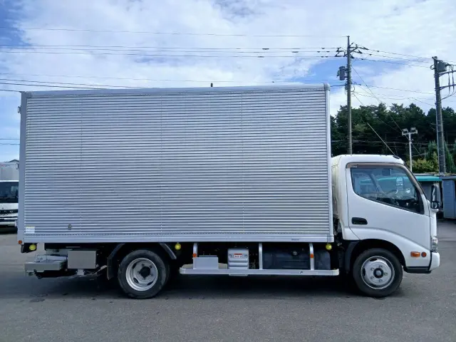 日野 デュトロ 2RG-XZU655M(2WD)の写真4