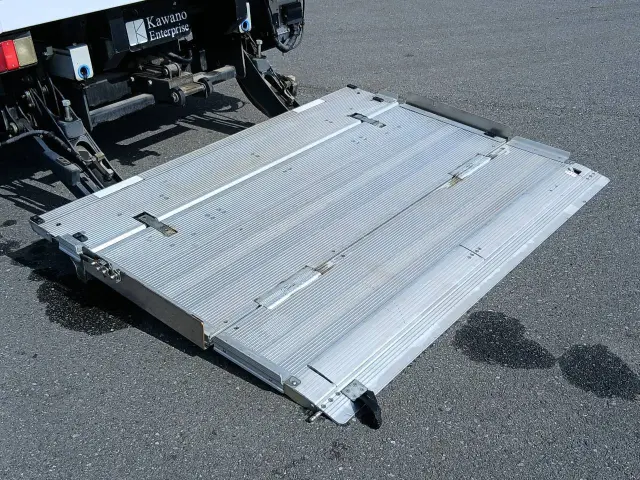 日野 デュトロ 2RG-XZU655M(2WD)の写真17