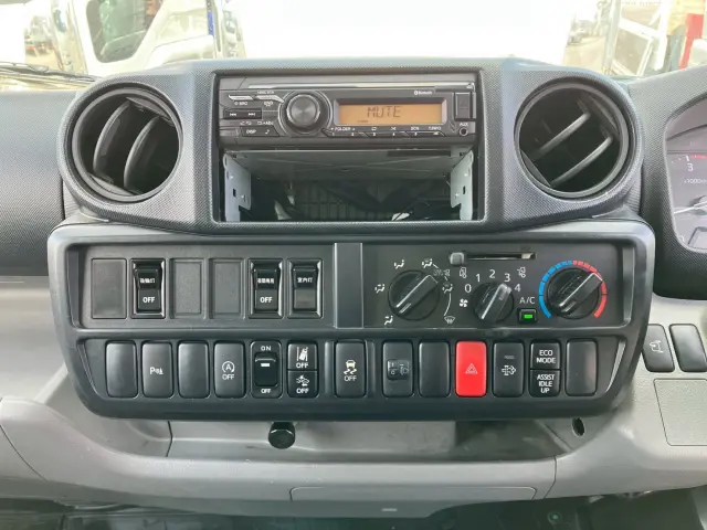 日野 デュトロ 2RG-XZU655Mの写真33