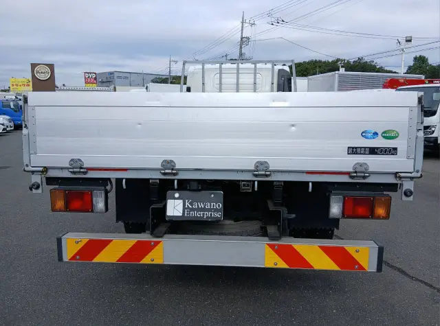 いすゞ エルフ 2RG-NPR88YN(2WD)の写真8