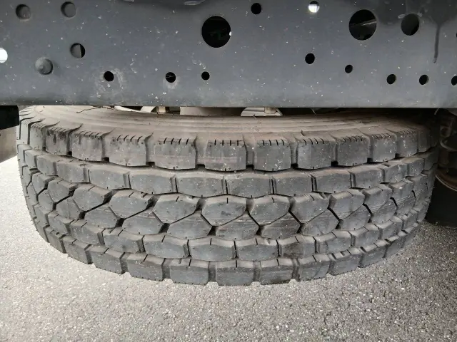 いすゞ エルフ 2RG-NPR88YN(2WD)の写真22