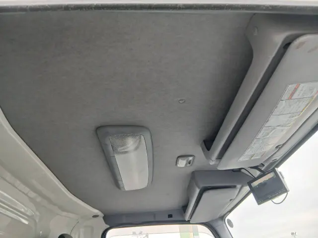 いすゞ エルフ 2RG-NPR88YN(2WD)の写真26