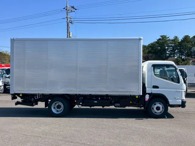 三菱 キャンター 2PG-FEB80(2WD)の写真4
