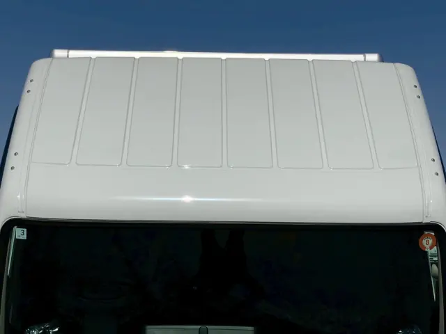 三菱 キャンター 2PG-FEB80(2WD)の写真25