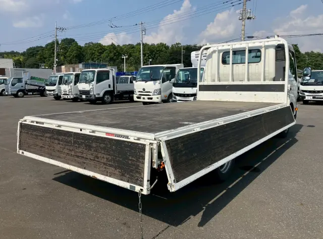 日野 デュトロ 2RG-XZU710Mの写真7