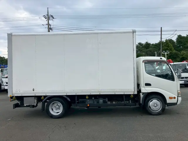 日野 デュトロ TKG-XZU650Mの写真4