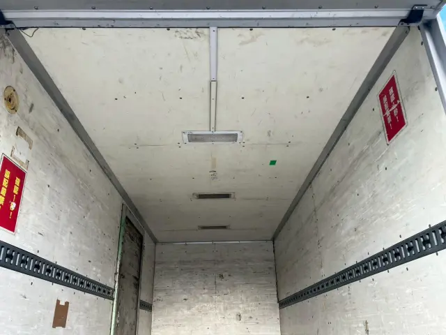 日野 デュトロ TKG-XZU650Mの写真12